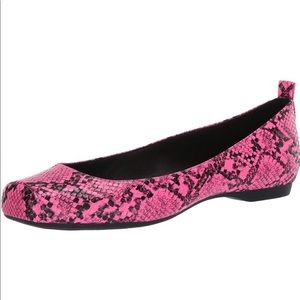 Jessica Simpson Women Mickella Ballet Flat